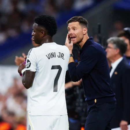 Xabi Alonso maneə deyil: “Real Madrid” Vinisius Juniorla yeni müqavilə danışıqlarına qayıdır