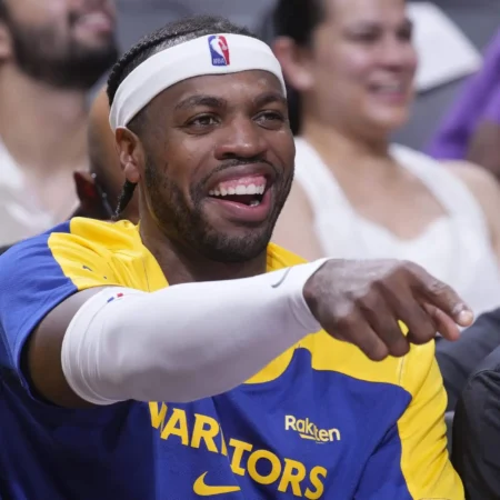 Oynamadan belə qazandırır: NBA-nın ən möhtəşəm komanda yoldaşı — Baddi Hild!