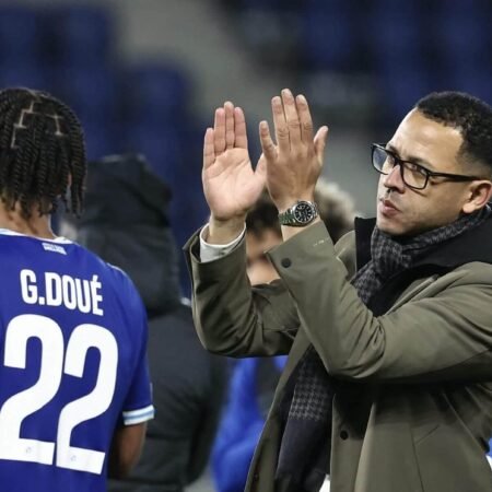 Rozenyor “Çelsi”də: Çoxklublu modelin “təhqiredici” tərəfi