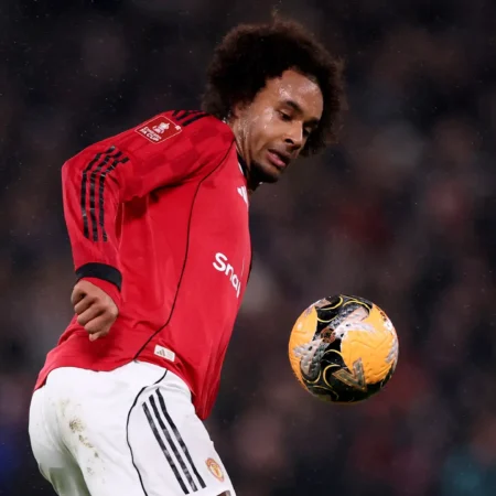 “Roma” rəsmisi “Mançester Yunayted”in Coşua Zirkzee ilə bağlı mövqeyini açıqladı