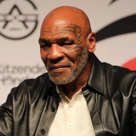 Tayson sosial şəbəkədəki abunəliyini 3300 dollara satıb