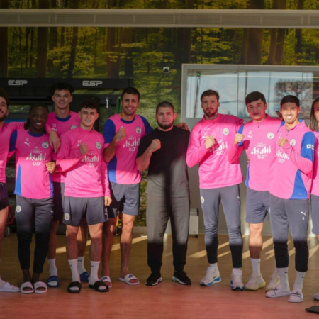 Nurmaqomedov “Siti”nin bazasında futbolçulara irad tutdu