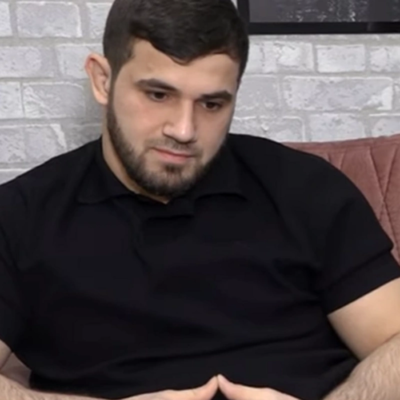 Finalda üz-üzə gələn qardaşlardan biri: “Hamı kənardan deyir ki, Məhəmməd bilərəkdən mənə uduzub”